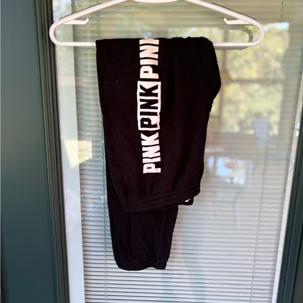 PINK Victoria's Secret Women’s Black Joggers